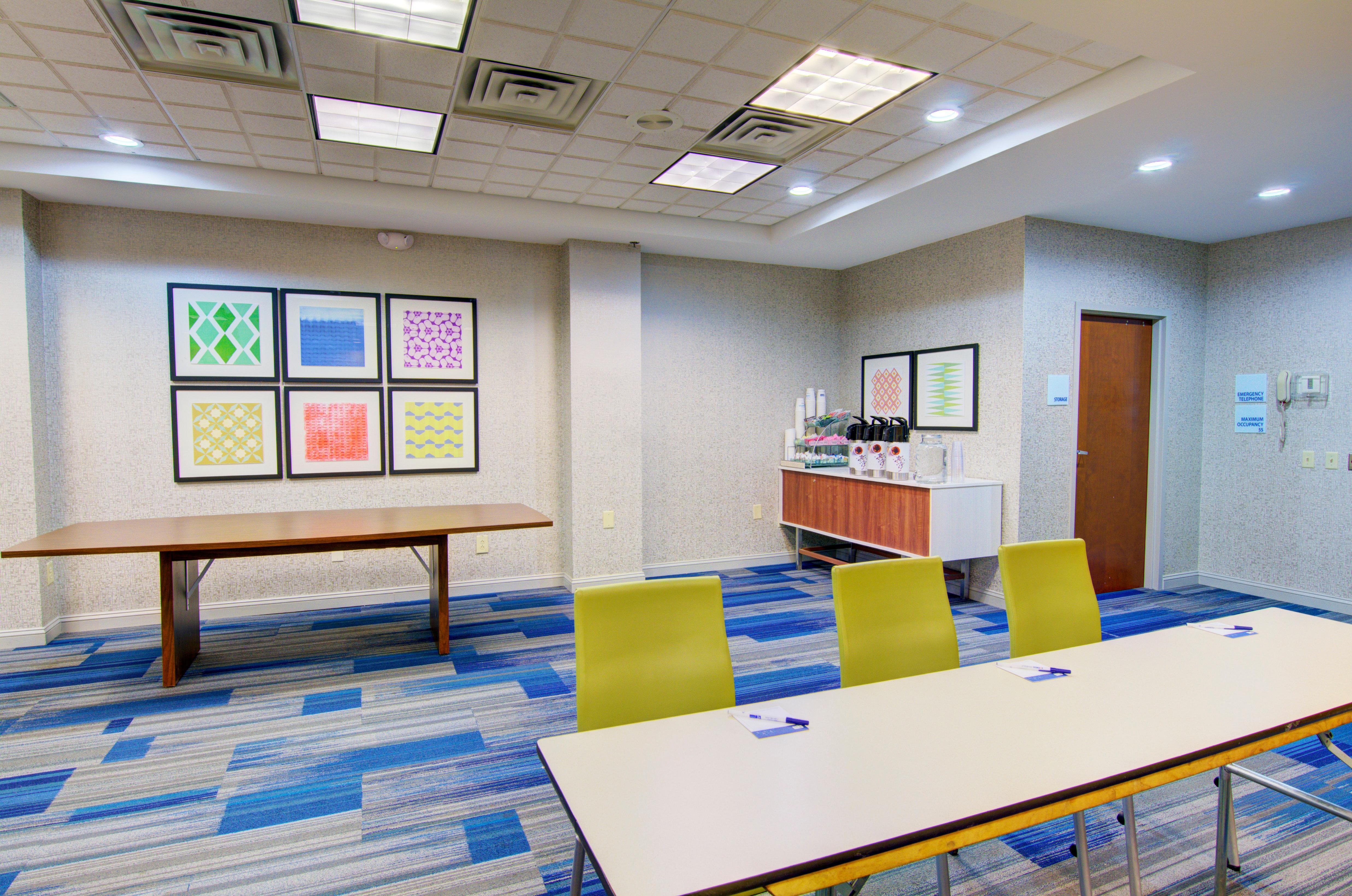 Holiday Inn Express Blacksburg By Ihg Exterior foto